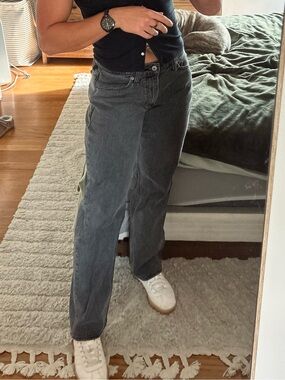Abercrombie & Fitch Baggy Low Rise Jeans in Gray